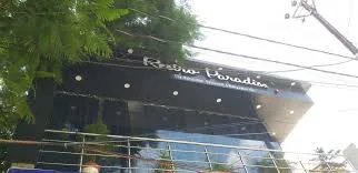 Restro Paradise