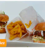 Lolliez Restaurant — photo 2