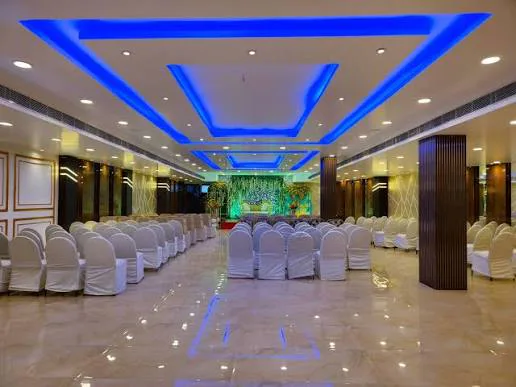 Mayna Hotel Banquet — photo 2